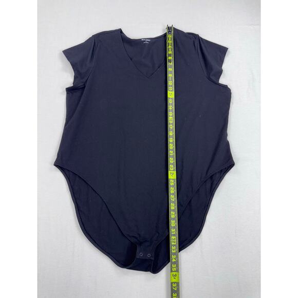 Old Navy Plus Women's V-Neck Short Sleeve Bodysuit Set Bundle 4X Blk White - Picture 5 of 14